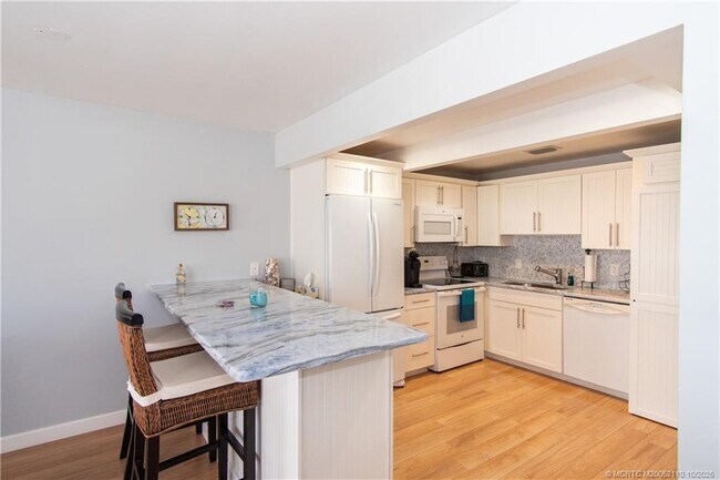 Foto del edificio - 2355 NE Ocean Blvd