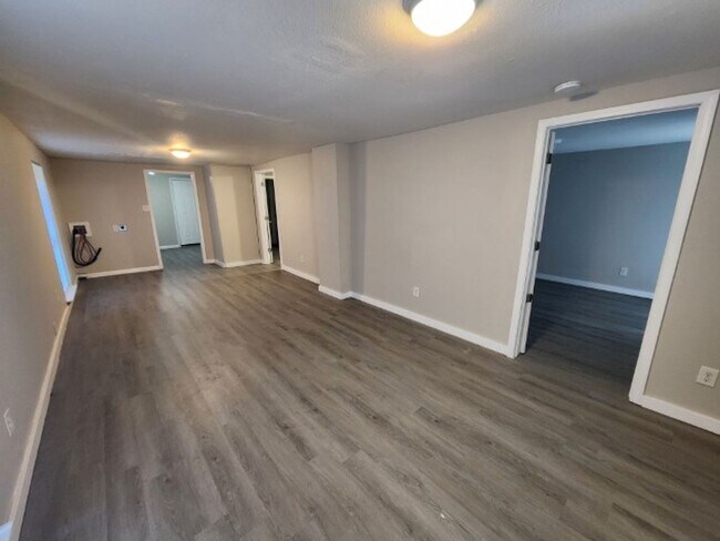 Building Photo - 4511 Atkins St