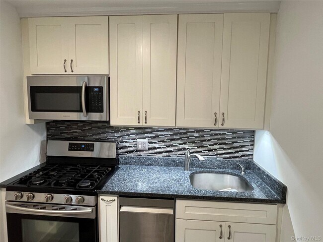 Foto del edificio - 5425 Valles Ave