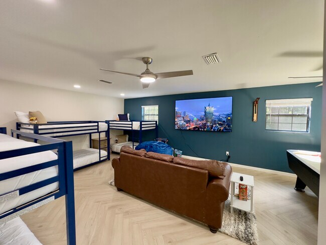 Building Photo - 95001 Terra Cotta Way