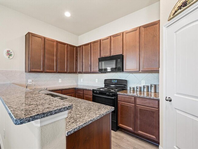 Building Photo - 7630 Merrylands Dr