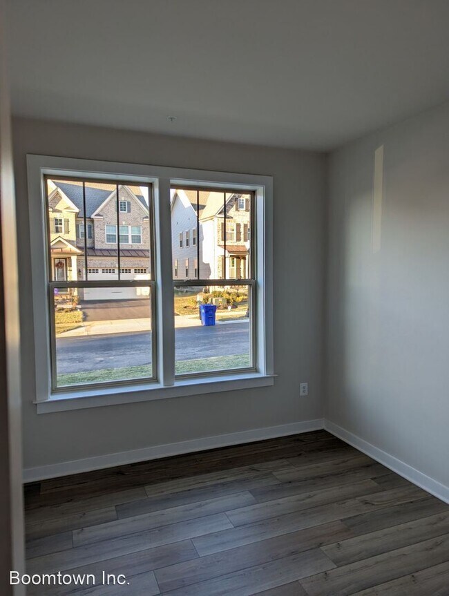 Building Photo - 4 br, 4.5 bath House - 8581 Red Sage Way S...