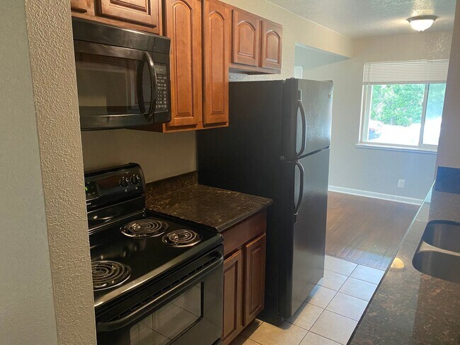 Foto del edificio - Move In Special offered 1 bedroom with 1 bath