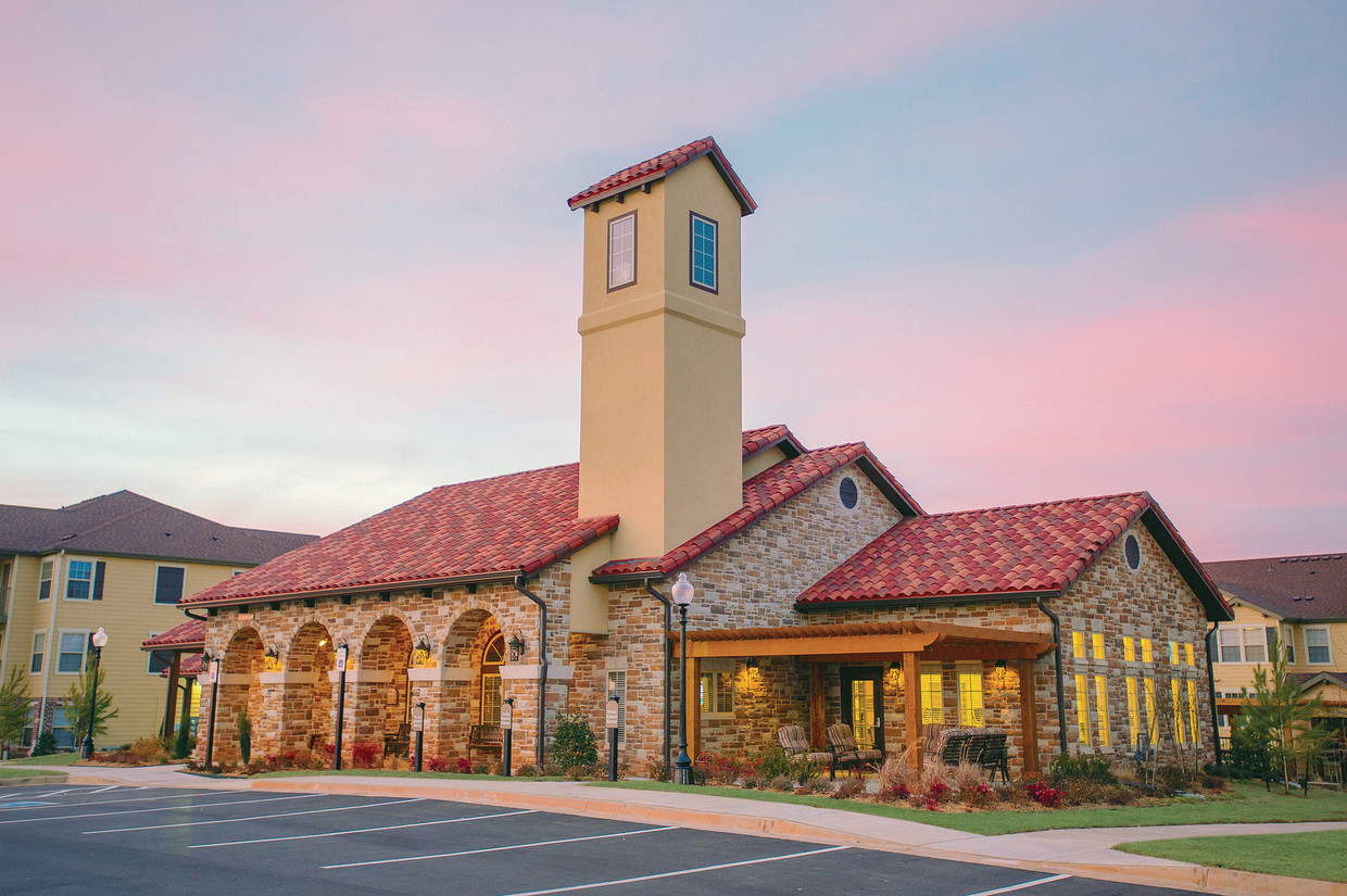 Primary Photo - Villas at Canyon Ranch