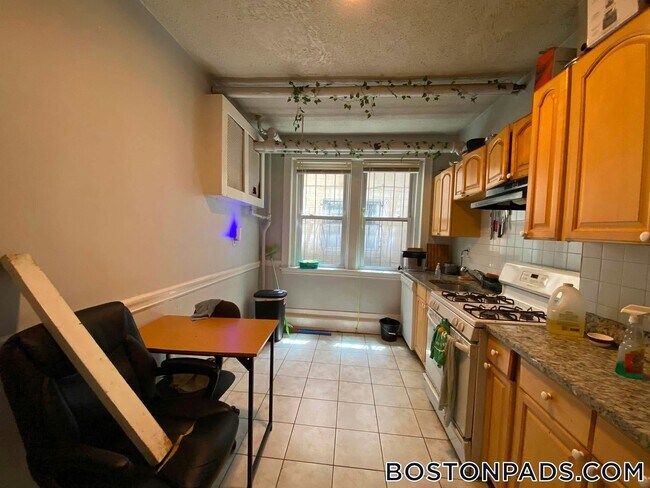 Foto del edificio - 238 S Huntington Ave