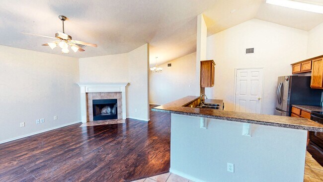 Foto del edificio - Welcome to Bridgewood Estates—your new hav...