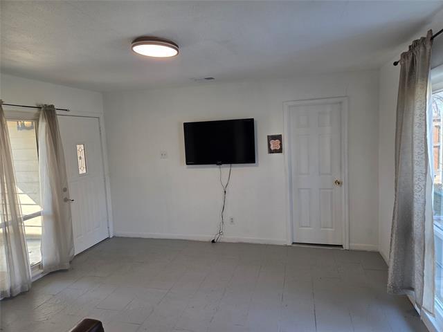 Building Photo - 2559 Valwood Pkwy