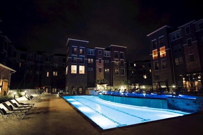 Foto del edificio - 7920 Collin David S Dr