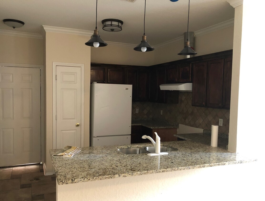 Building Photo - 4838 Fortuna Pl