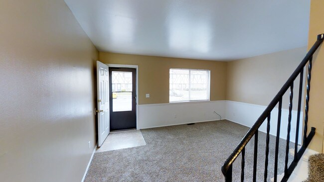 Brownstone Apartments Dayton Oh 2br 1ba 1 000 Sf Brownstone Apartments