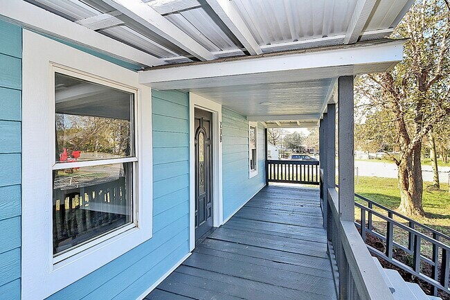 Foto del edificio - 209 Fairdale St