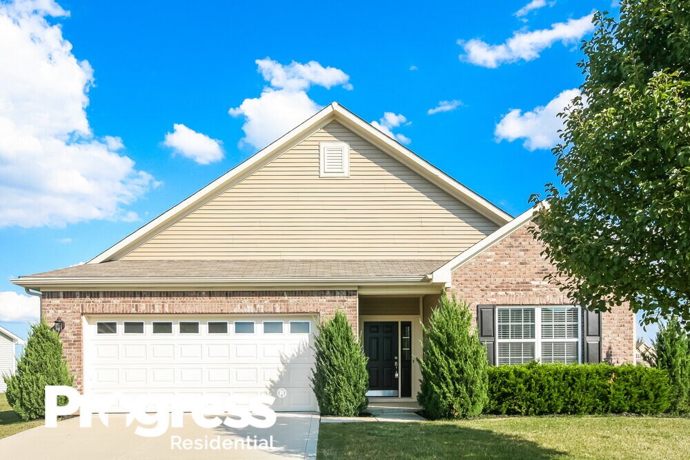 Primary Photo - 8267 Templederry Dr