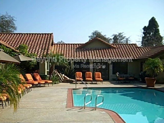 Building Photo - 12580 Carmel Creek Rd
