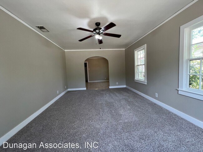 Foto del edificio - 3 br, 1 bath House - 707 N. Alameda St.