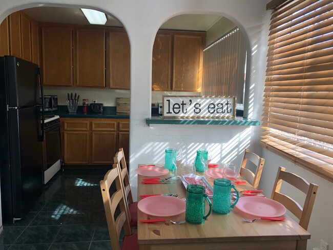 Foto del edificio - 3869 Ocean View Blvd