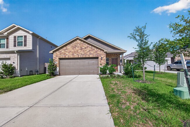 Foto del edificio - 16737 Oak Bough Dr