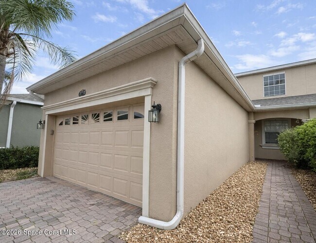 Building Photo - 1979 Tullagee Ave