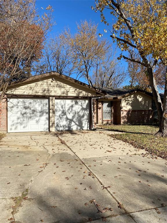 Building Photo - 105 Cimarron Ln