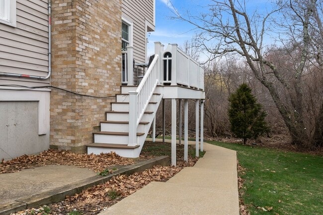 Building Photo - 5 St Anthonys Ln