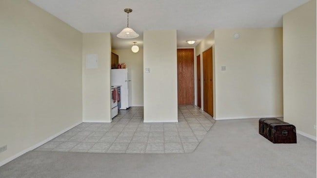 Interior Photo - Hilltop Towers