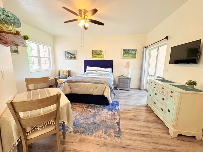 Building Photo - 9821 Perfect Dr