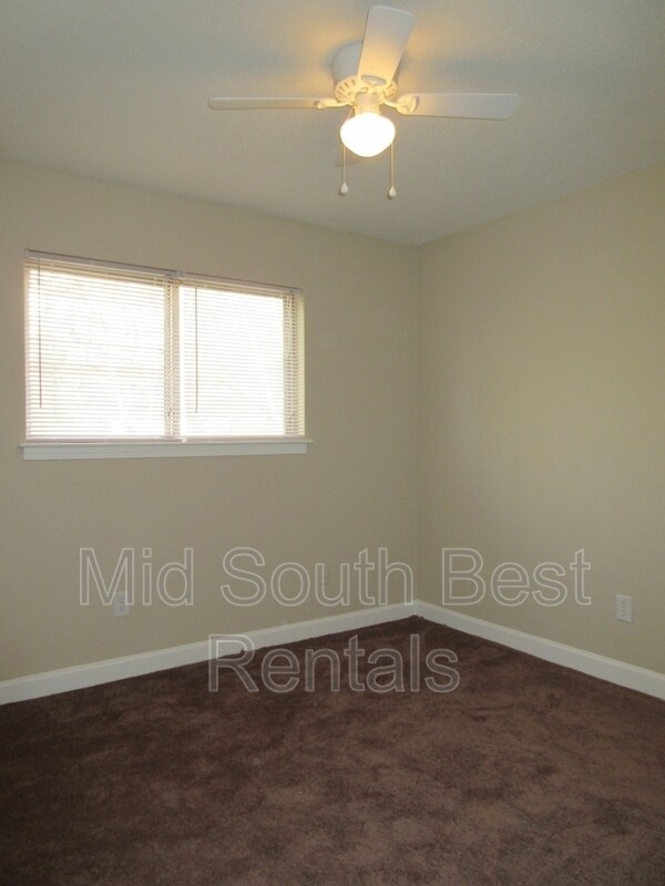 Building Photo - 3636 Faxon Ave