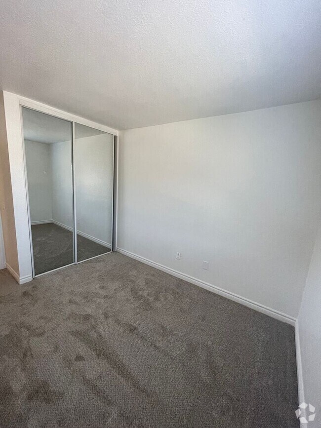 Building Photo - 12719 Robison Blvd