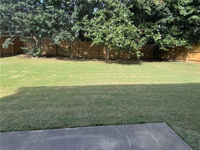 Foto del edificio - 4183 Divot Way