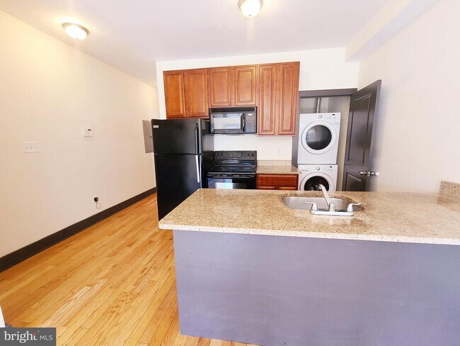 Foto del edificio - 1526 Willington St
