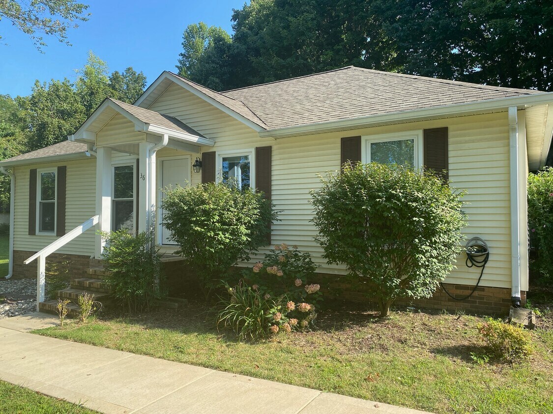 36 W Paris St, Cookeville, TN 38501 House Rental in Cookeville, TN