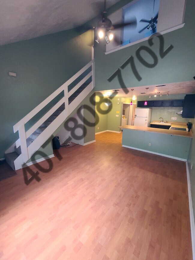 Sala de estar - 1075 Ocala Rd
