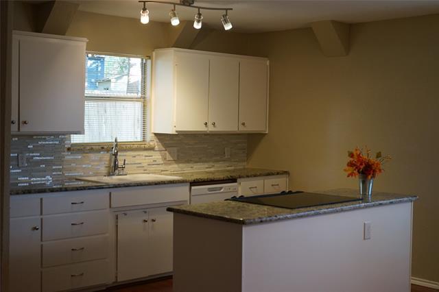 Building Photo - 5701 Teal Ridge Dr