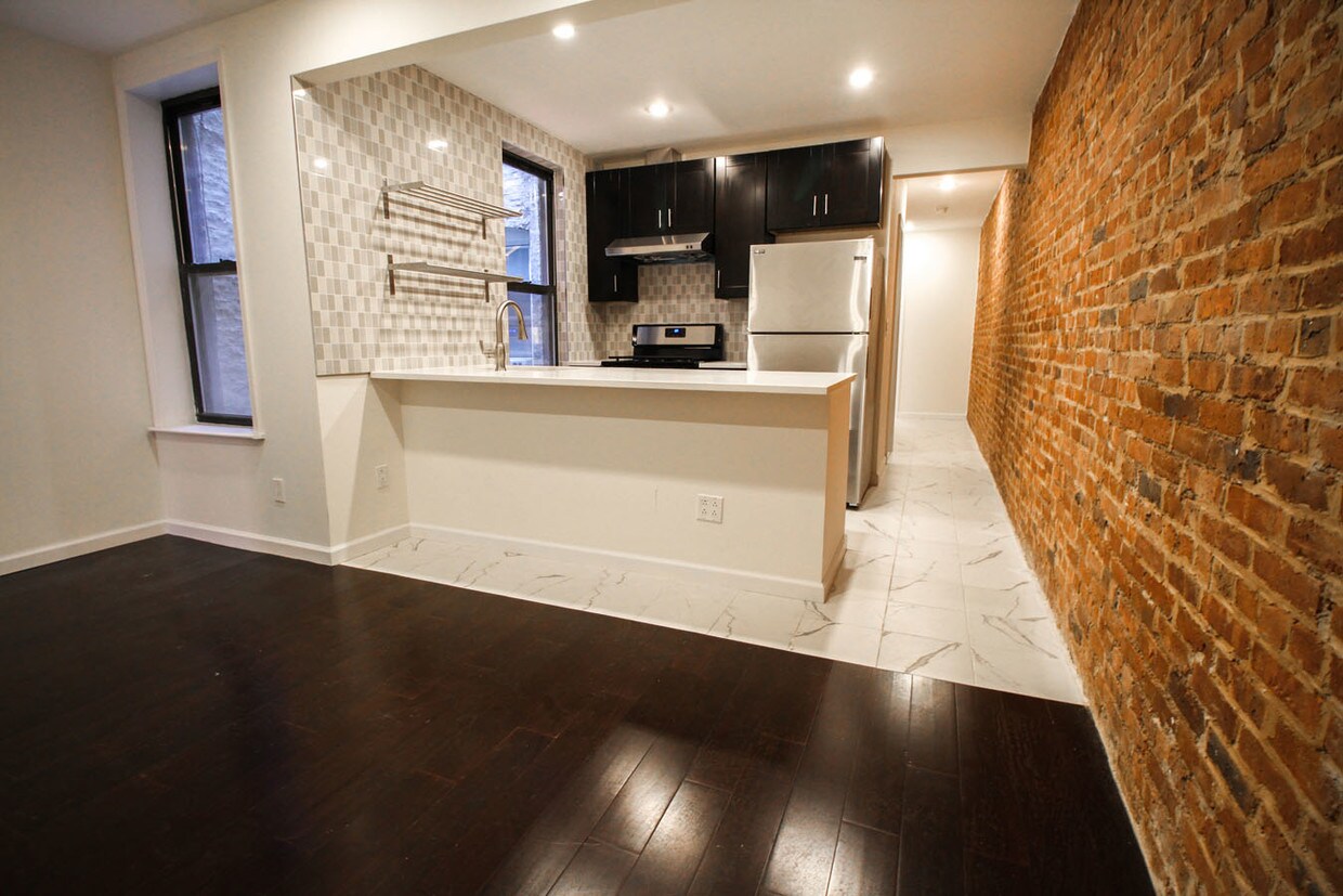 Foto principal - 17-23 Madison St