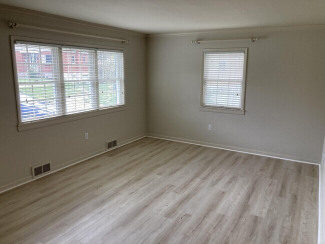 Building Photo - 20 Aqua Vista Ct