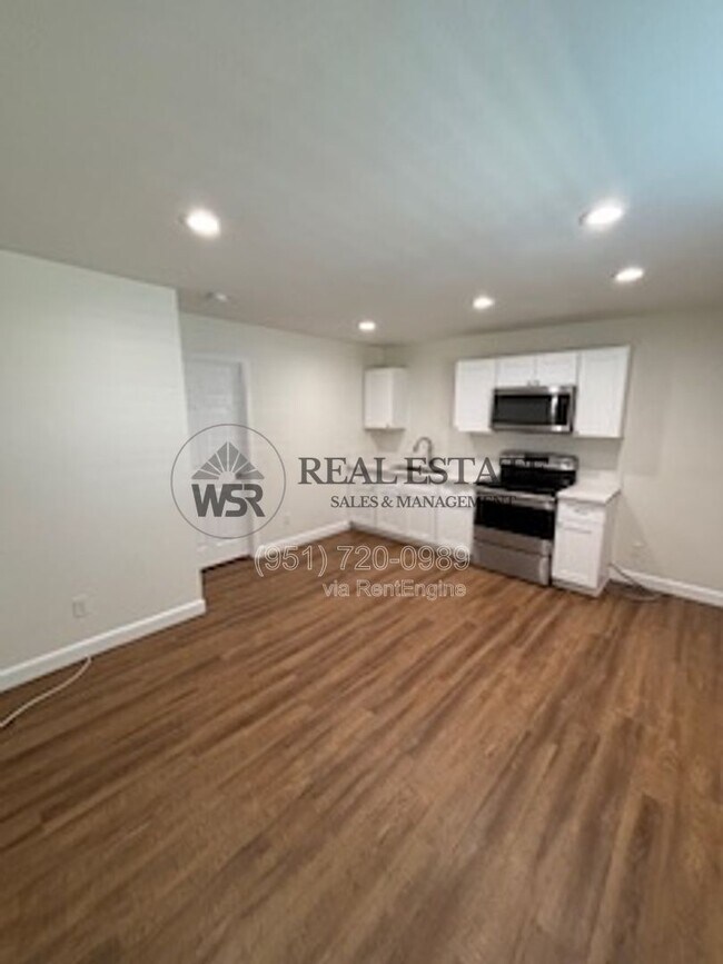 Foto del edificio - 8818 56th St