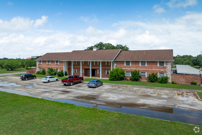 Primary Photo - Golden Plaza Apartments