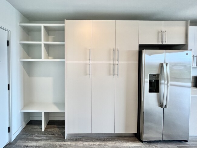 Foto del edificio - 4004 Banister Ln
