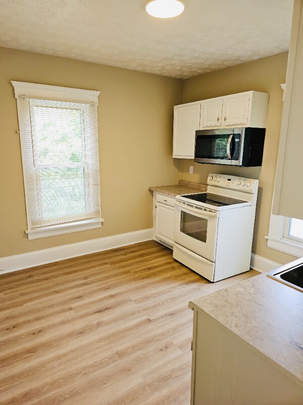 627 Crosby St Akron, OH 44302 – photo 4
