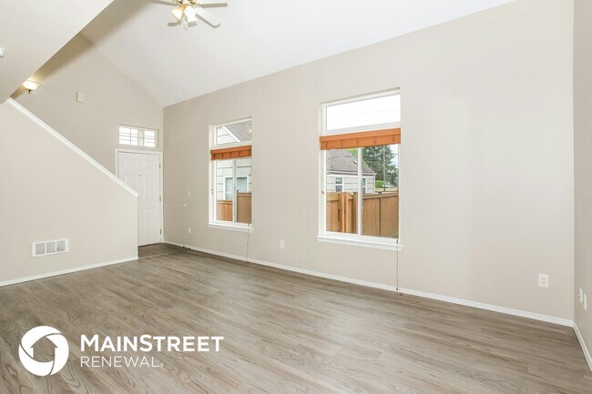 Foto del edificio - 915 110th St S