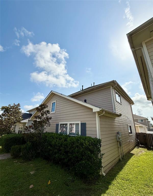 Foto del edificio - 1681 Nichole Woods Dr