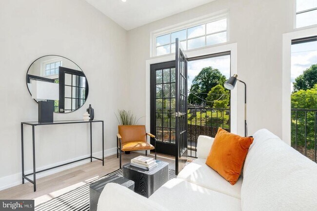 Foto del edificio - 3919 Ridge Ave