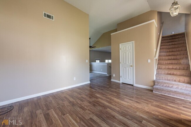 Foto del edificio - 4332 Idlewood Park