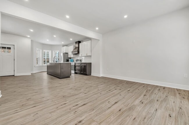 Living room - 1655 E 118th St