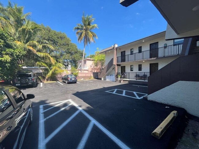 Building Photo - 1251 NW 4th St