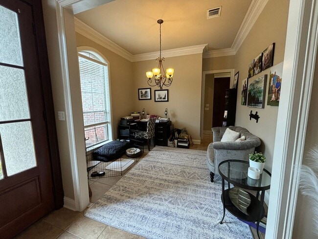 Building Photo - Golf Course Community close to Barksdale Air Force Base!!