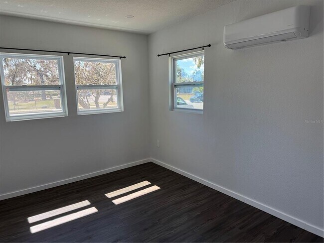 Foto del edificio - 412 S 6th St