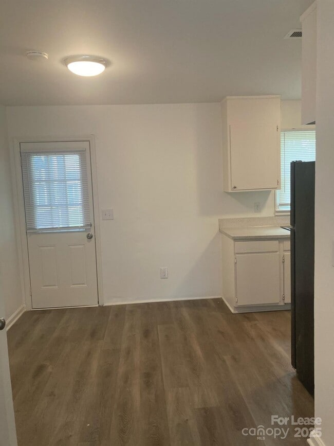 Building Photo - 1107 Keswick Pl