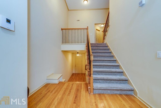 Building Photo - 6393 Queens Court Trace
