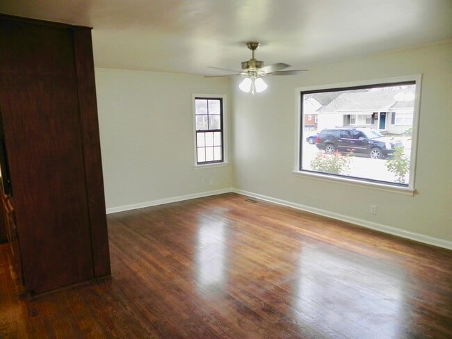 Foto del edificio - 4248 S Cincinnati Ave