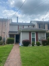 Building Photo - 4042 Camellia Dr